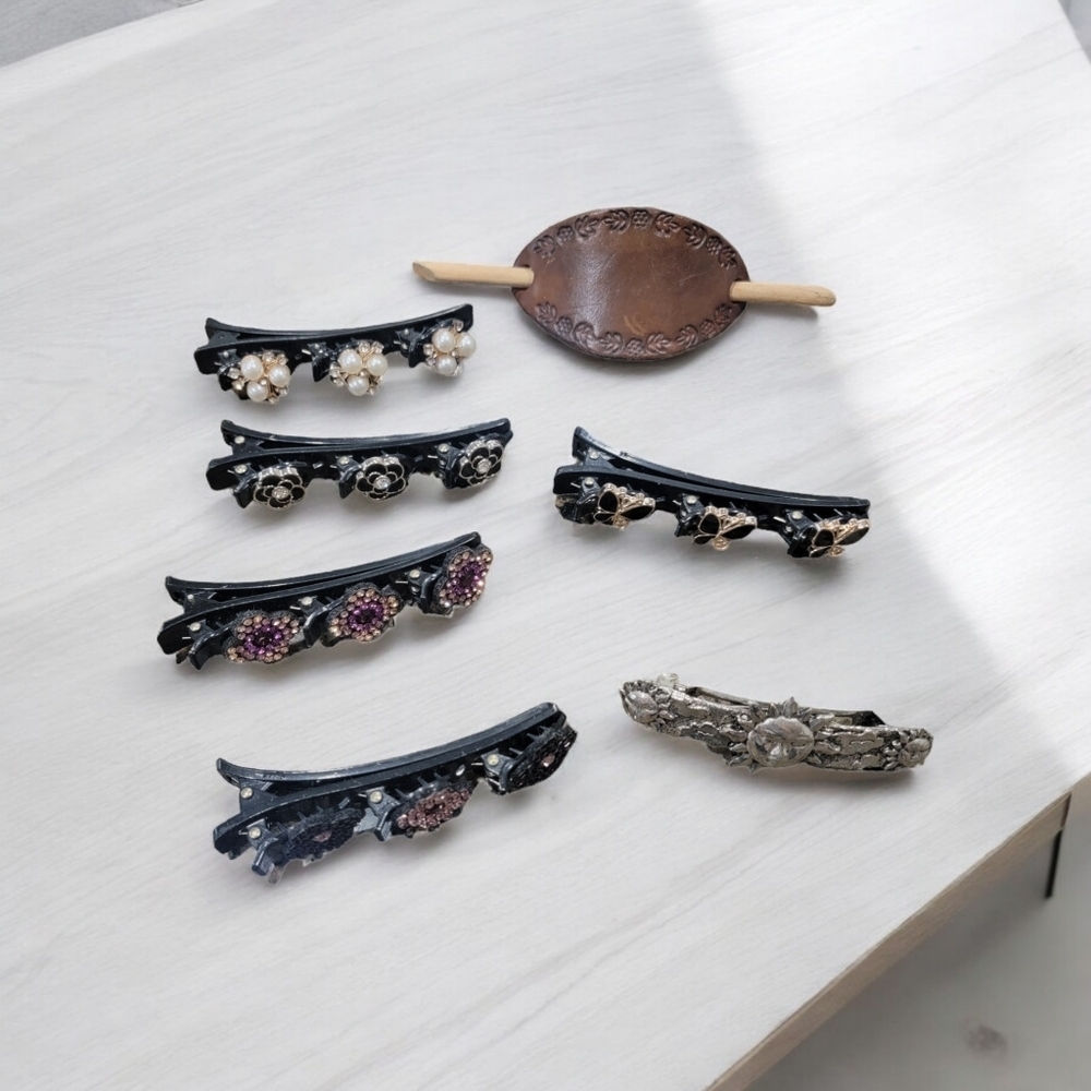 Set of 7 barrettes